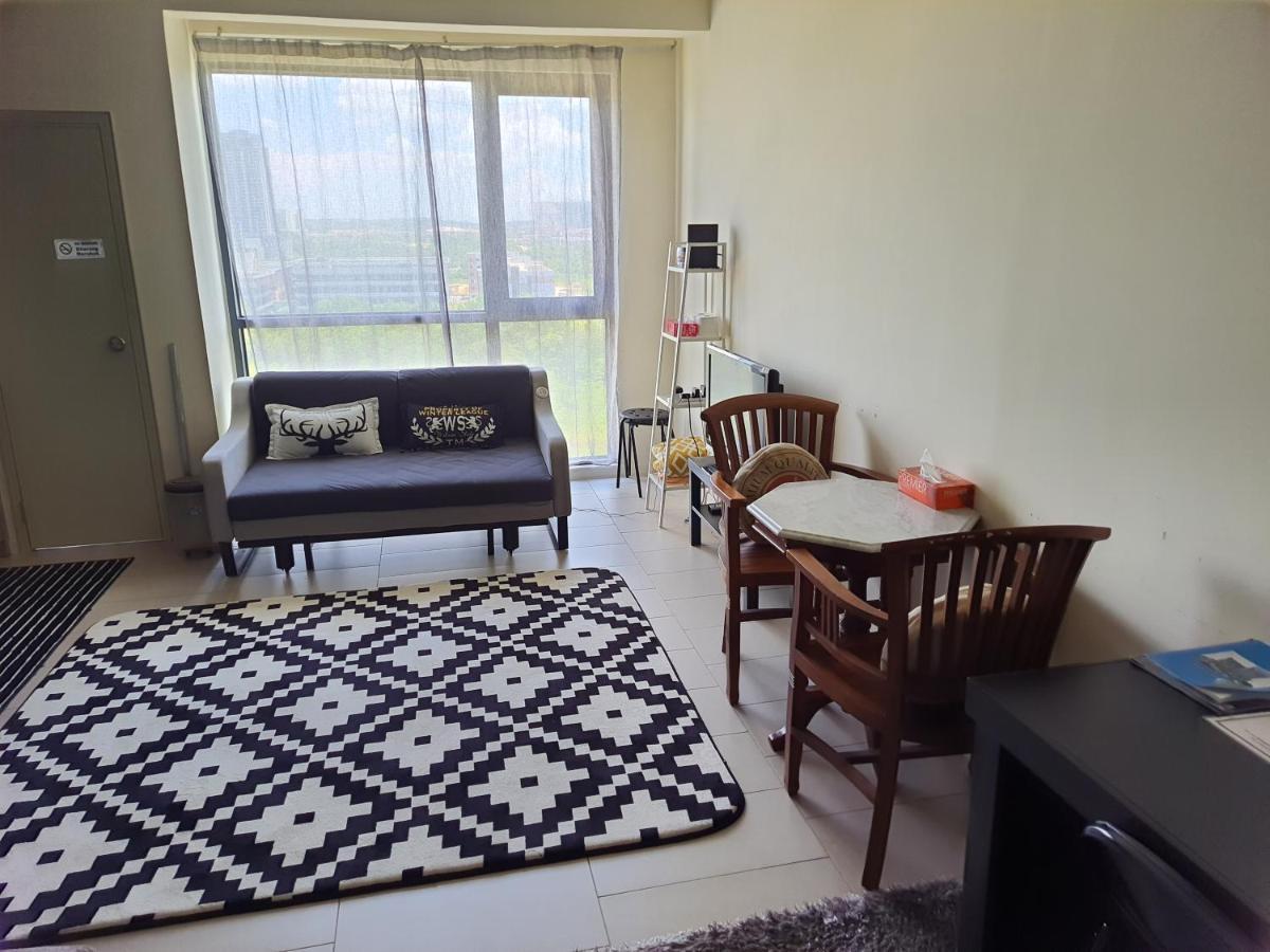 Mufasa Suites At Tamarind Suites With Wifi Netflix Coway Level 8 Cyber Dzsaja Kültér fotó