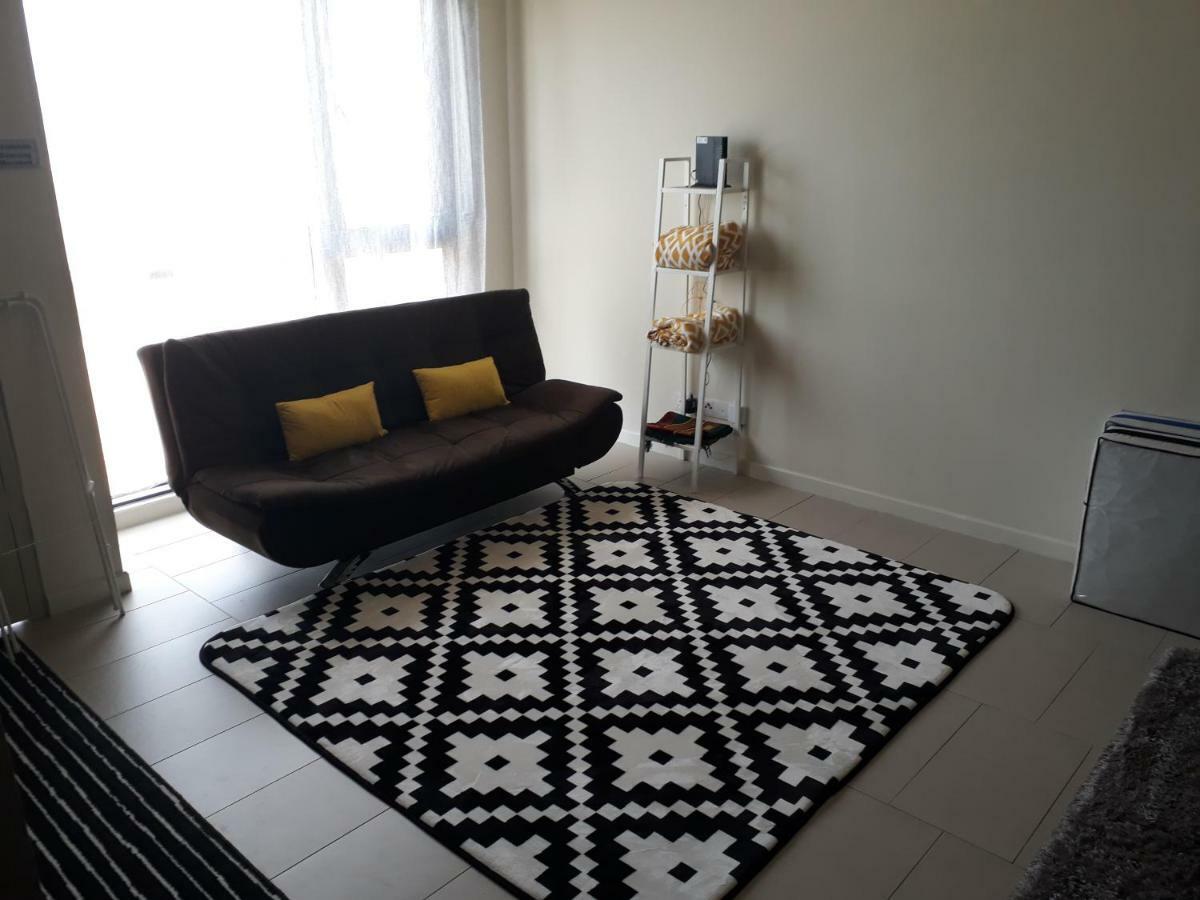 Mufasa Suites At Tamarind Suites With Wifi Netflix Coway Level 8 Cyber Dzsaja Kültér fotó